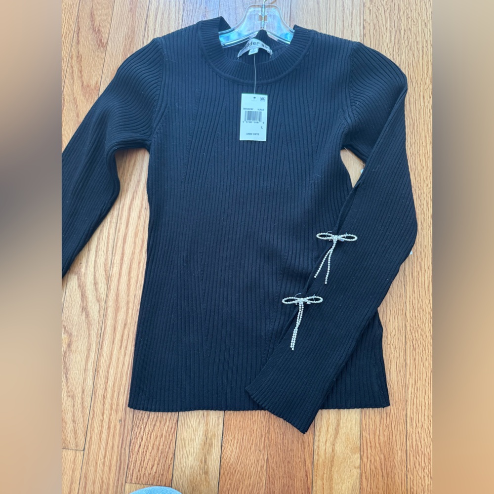 Madden Girl Black Long Sleeve Top with Silver Bow Details